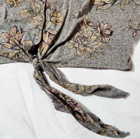 Democracy Bat Wing Crop Top Size S - Picture 6 of 8